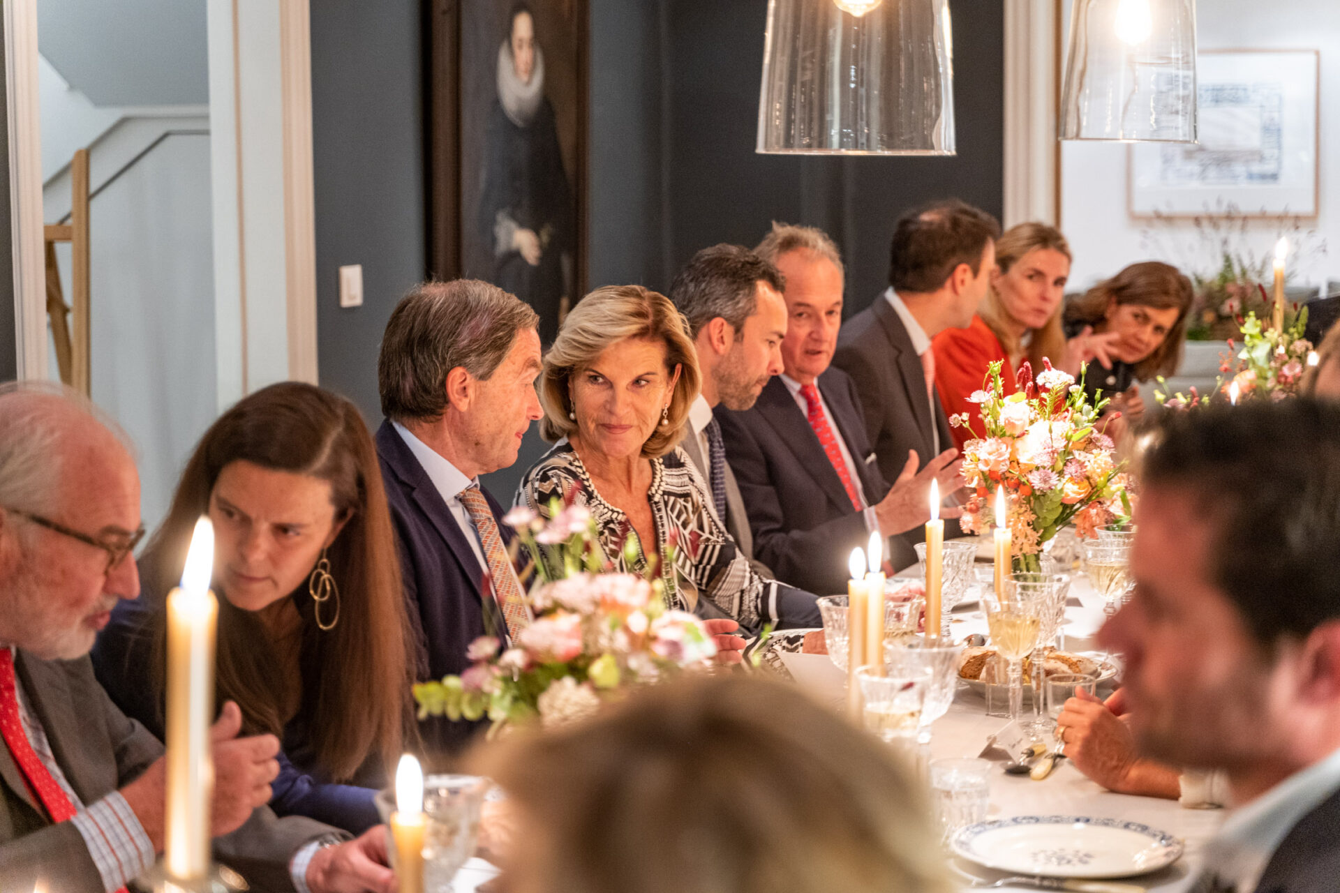Een gezellige maaltijd in de aanwezigheid van onze gasten en twee prachtige schilderijen van Van Dyck en Breughel. 