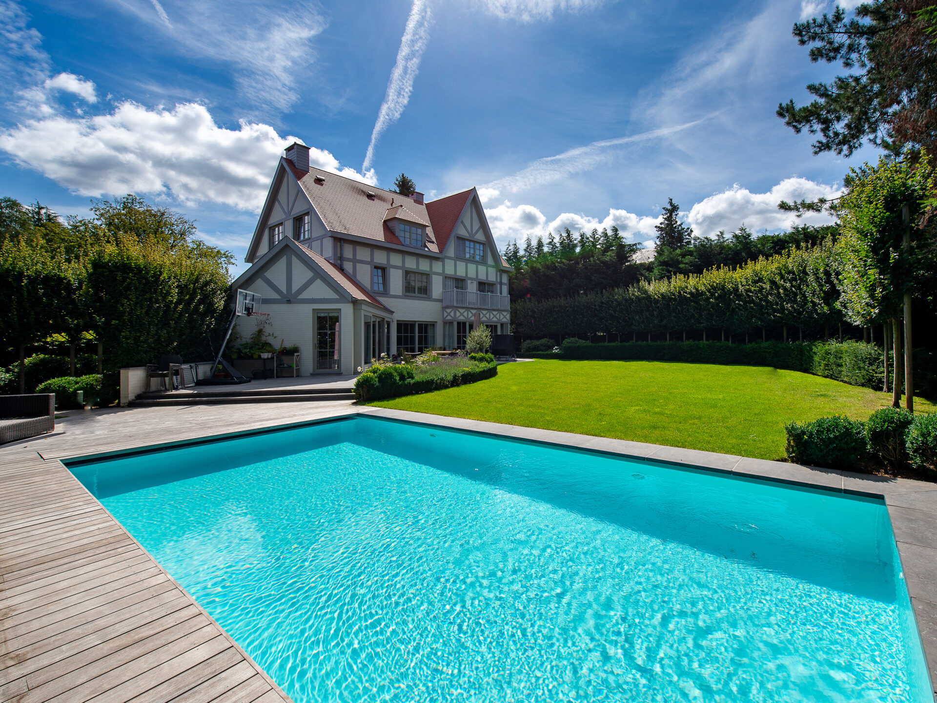 Belgium Sothebys Int. Realty August 2022 Significant Successes